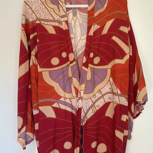 Novella Royale - The Georgia Robe in Red Butterfly Size Small - Picture 10 of 16